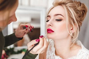 Bridal make-up course